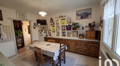 House 4 rooms of 122 m² in Marennes (17320)