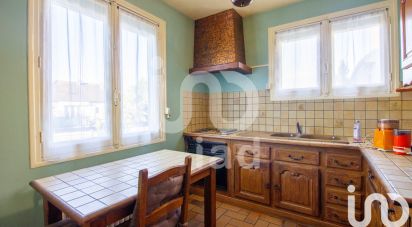 Traditional house 4 rooms of 100 m² in Crépy-en-Valois (60800)