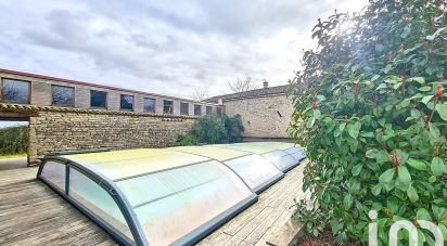 House 12 rooms of 348 m² in Genouillé (17430)