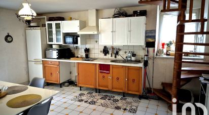 Village house 5 rooms of 94 m² in Saint-Caradec-Trégomel (56540)