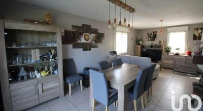 Maison 4 pièces de 98 m² à Curan (12410)