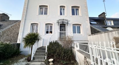 Maison 6 pièces de 160 m² à Agon-Coutainville (50230)