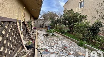 Apartment 4 rooms of 77 m² in Narbonne (11100)