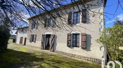 Traditional house 10 rooms of 216 m² in Misson (40290)