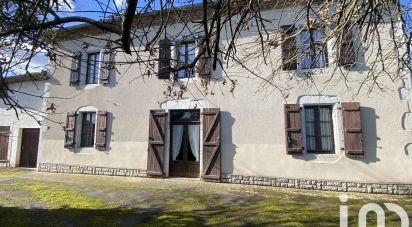 Traditional house 10 rooms of 216 m² in Misson (40290)