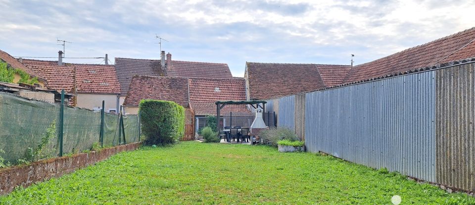 Maison 4 pièces de 82 m² à Leugny (89130)