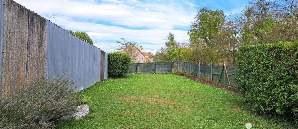 Maison 4 pièces de 82 m² à Leugny (89130)