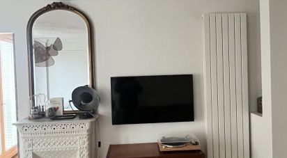 Appartement 2 pièces de 53 m² à Paris (75017)