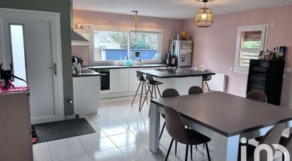 House 3 rooms of 93 m² in Saint-Mars-d'Outillé (72220)