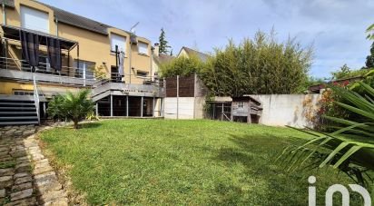 House 6 rooms of 147 m² in Créteil (94000)