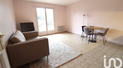 Studio 1 room of 27 m² in Chilly-Mazarin (91380)