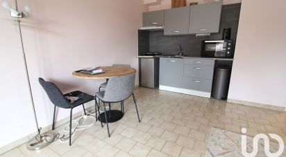 Studio 1 room of 27 m² in Chilly-Mazarin (91380)