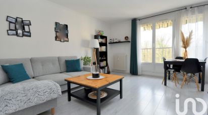 Apartment 3 rooms of 60 m² in Bruyères-le-Châtel (91680)