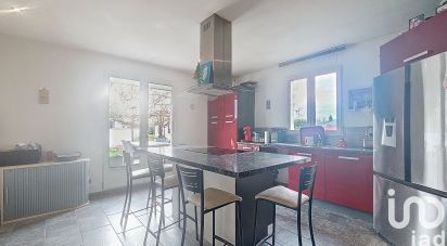 Maison 5 pièces de 148 m² à Avermes (03000)