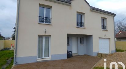 House 7 rooms of 160 m² in Tacoignières (78910)