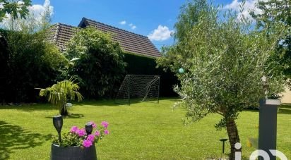 Traditional house 6 rooms of 120 m² in Montceaux-lès-Meaux (77470)