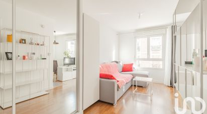 Studio 1 room of 28 m² in Montrouge (92120)