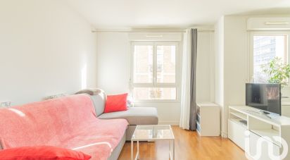 Studio 1 room of 28 m² in Montrouge (92120)