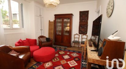 Traditional house 9 rooms of 200 m² in Meudon (92190)