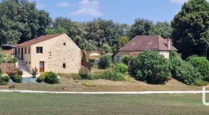 Maison 11 pièces de 270 m² à Veyrignac (24370)