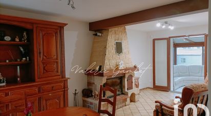 House 6 rooms of 111 m² in Viarmes (95270)