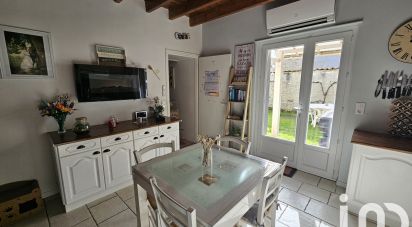 Maison 3 pièces de 97 m² à Xambes (16330)