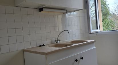 Apartment 3 rooms of 50 m² in Poitiers (86000)