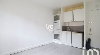 Studio 1 room of 12 m² in Noisy-le-Roi (78590)