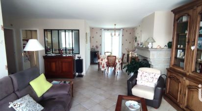 House 7 rooms of 157 m² in Mennecy (91540)