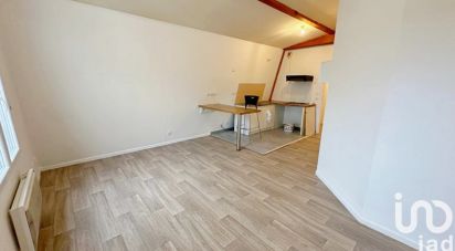 Appartement 1 pièce de 29 m² à Sainte-Geneviève-des-Bois (91700)