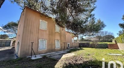 Traditional house 5 rooms of 143 m² in Nîmes (30900)