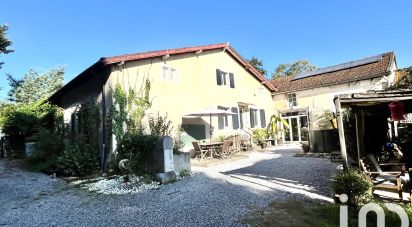 House 7 rooms of 195 m² in Bonnut (64300)