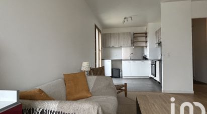 Appartement 3 pièces de 79 m² à Montreuil (93100)