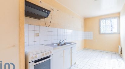 Apartment 4 rooms of 73 m² in Viry-Châtillon (91170)