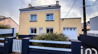 Traditional house 4 rooms of 97 m² in Saint-Nazaire (44600)