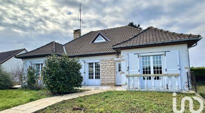 Traditional house 5 rooms of 99 m² in Courtenay (45320)