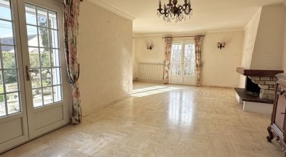 Traditional house 5 rooms of 99 m² in Courtenay (45320)