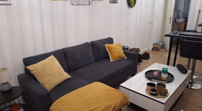 Apartment 1 room of 24 m² in La Rochelle (17000)