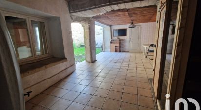 Village house 6 rooms of 154 m² in Montfrin (30490)