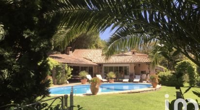 Country house 8 rooms of 245 m² in La Garde-Freinet (83680)