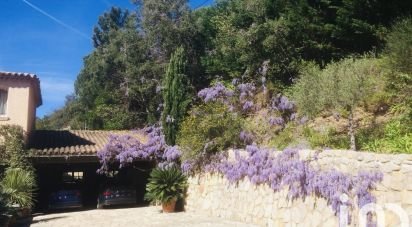 Country house 8 rooms of 245 m² in La Garde-Freinet (83680)