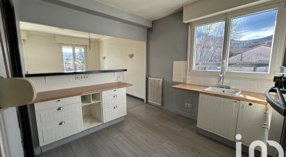 Apartment 4 rooms of 108 m² in Lourdes (65100)