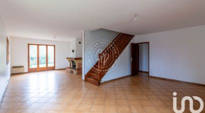 House 6 rooms of 124 m² in Thoiry (78770)