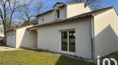 Maison traditionnelle 6 pièces de 145 m² à Mignaloux-Beauvoir (86550)