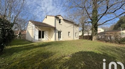 Maison traditionnelle 6 pièces de 145 m² à Mignaloux-Beauvoir (86550)