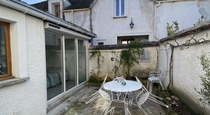 House 5 rooms of 70 m² in Avon (77210)