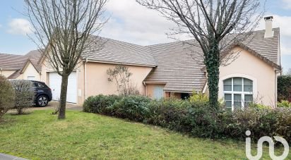 Maison 5 pièces de 161 m² à Orgeval (78630)