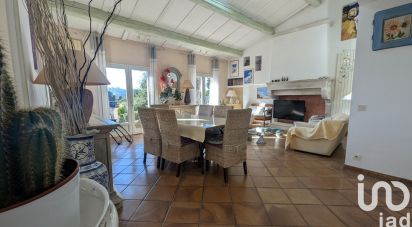 Traditional house 6 rooms of 168 m² in Roquebrune-sur-Argens (83520)