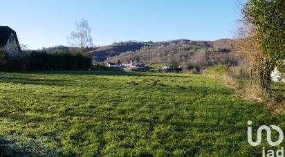 Land of 1,285 m² in Issor (64570)