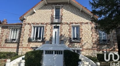 Maison traditionnelle 6 pièces de 125 m² à Souppes-sur-Loing (77460)